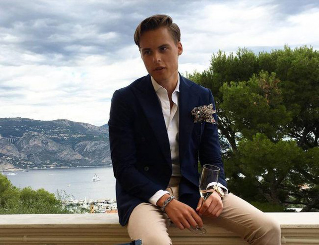 Gustav Magnar Witzøe (24 tuổi).