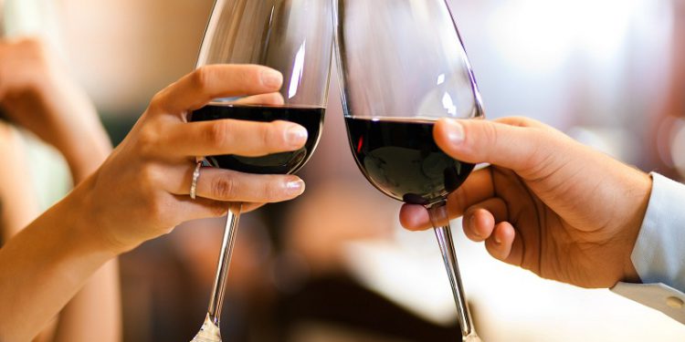 Quy ước nâng ly chúc mừng