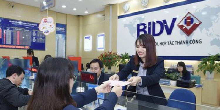 Giờ làm việc ngân hàng BIDV