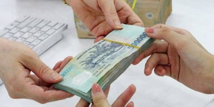 vay tín chấp theo lương