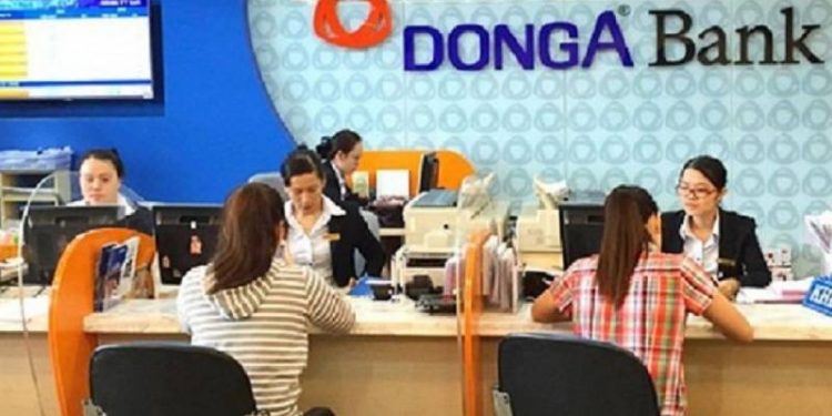 Giờ làm việc ngân hàng Đông Á