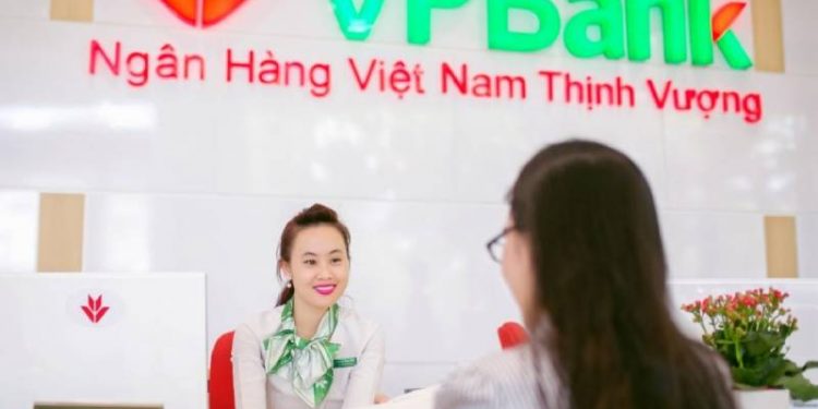 Giờ làm việc ngân hàng Vpbank