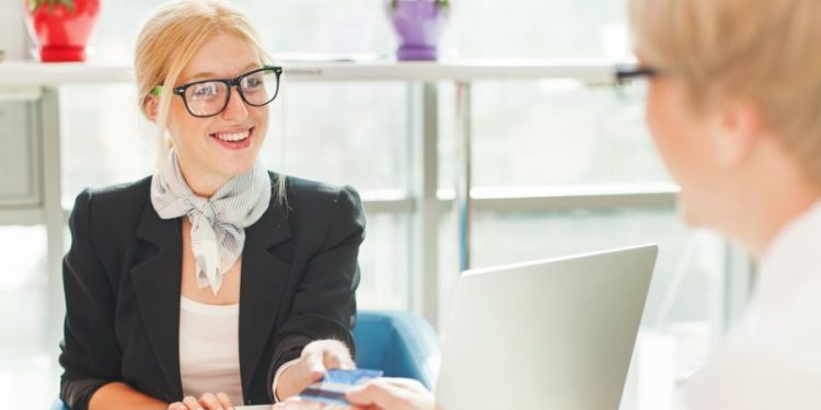 mở thẻ tín dụng không cần chứng minh thu nhập