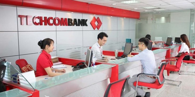 Phí chuyển tiền techcombank